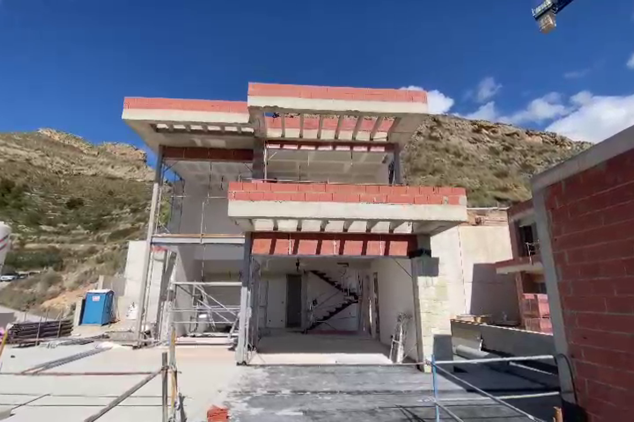 Res. SEAVIEW 3 - Continúa la construcción de estas villas independientes en Sierra Cortina