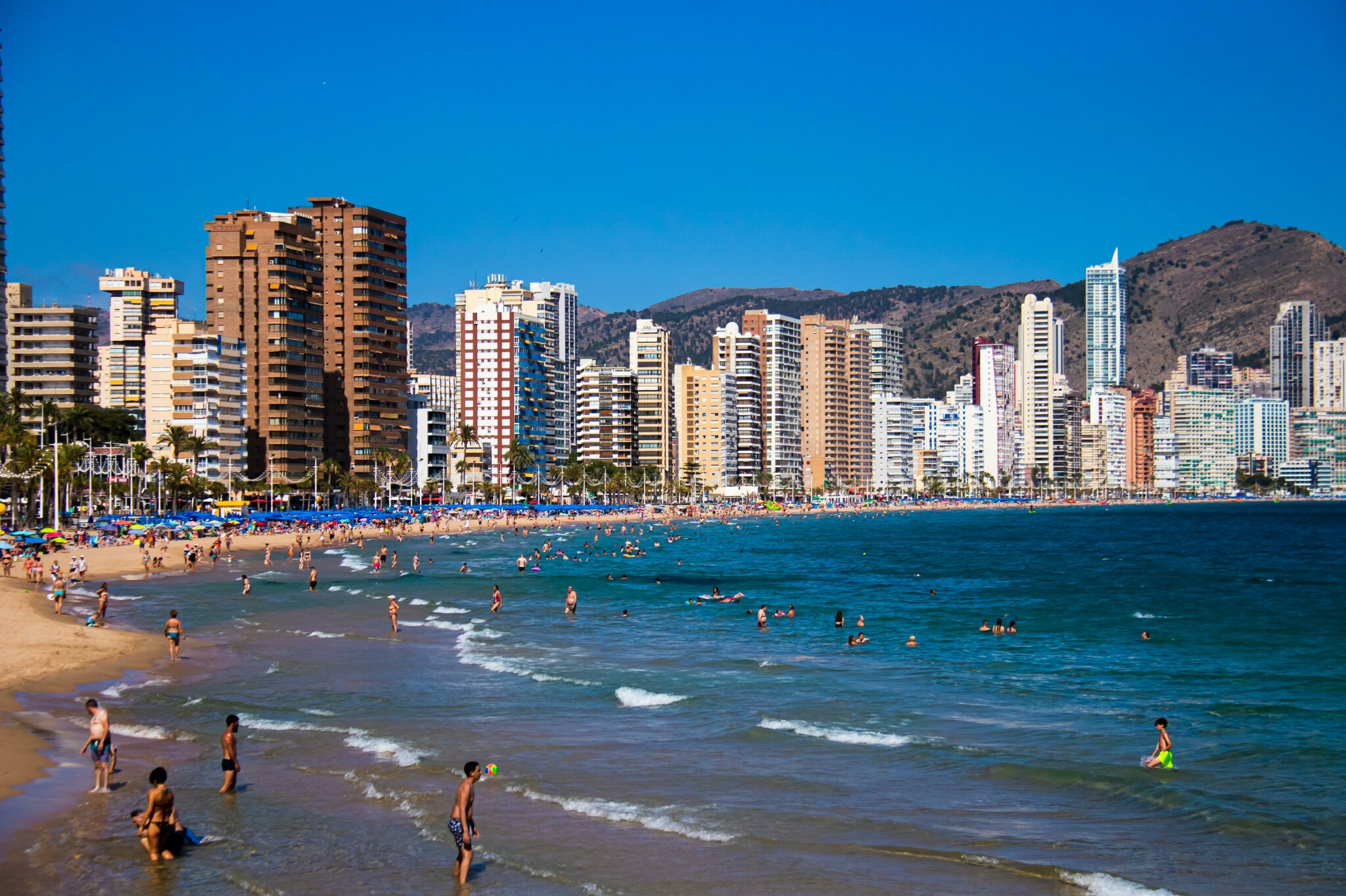 Comprar vivienda en la Costa Blanca, en Alicante, en 2025